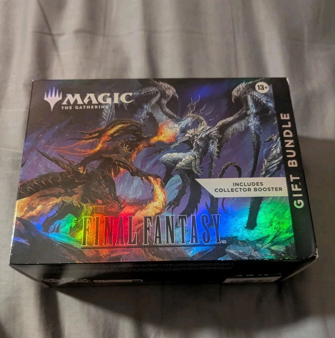 Magic: The Gathering – Final Fantasy Bundle: Gift Edition - Sealed - In Hand NEW